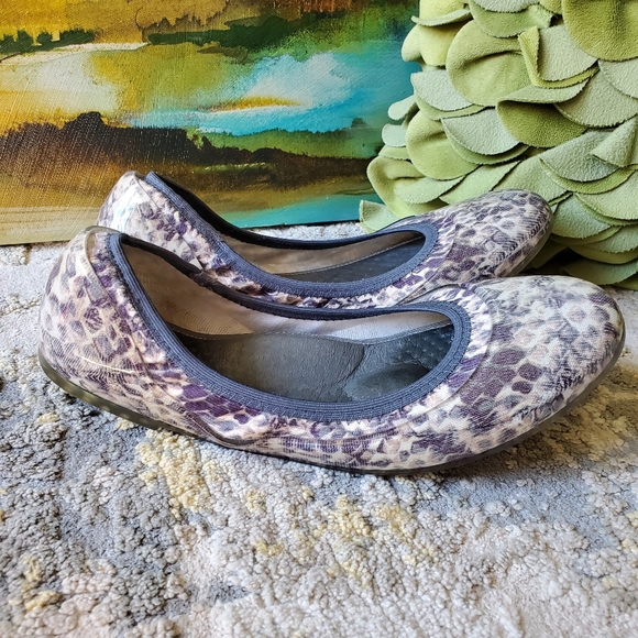 JA-VIE Snake Print Jelly Flat Shoes - Picture 13 of 13